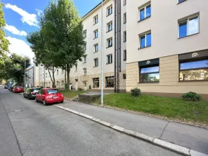 Pronájem bytu 2+1, Praha - Strašnice, Průběžná, 55 m2