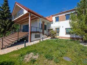 Pronájem rodinného domu, Roztoky, Nad vinicemi, 393 m2