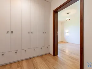 Pronájem rodinného domu, Roztoky, Nad vinicemi, 393 m2