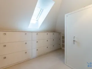 Pronájem rodinného domu, Roztoky, Nad vinicemi, 393 m2