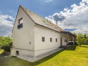 Prodej rodinného domu, Kosoř, Samota, 241 m2