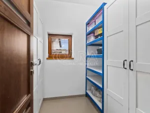 Prodej rodinného domu, Kosoř, 241 m2