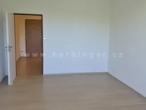 Pronájem bytu 1+kk, Otrokovice, Školní, 33 m2