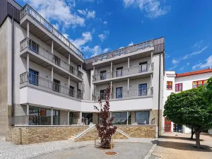 Prodej bytu 3+kk, Bystřice nad Pernštejnem, Masarykovo náměstí, 82 m2