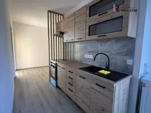 Pronájem bytu 2+1, Ostrov, Jungmannova, 59 m2