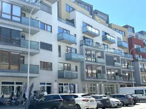 Pronájem bytu 3+kk, Praha - Podolí, Podolská, 81 m2