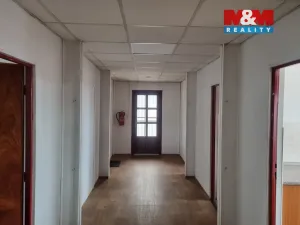 Pronájem obchodního prostoru, Jihlava, Kosovská, 336 m2