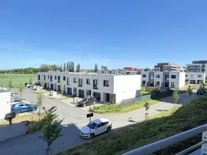 Pronájem bytu 2+kk, Praha - Letňany, Miroslava Hajna, 72 m2