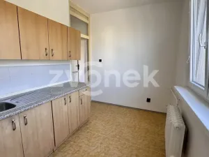 Pronájem bytu 2+1, Zlín, Milíčova, 60 m2