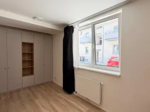 Pronájem bytu 1+kk, Praha - Strašnice, Strančická, 24 m2