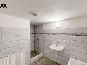 Prodej rodinného domu, Odrovice, 400 m2