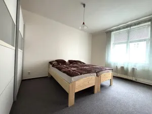 Pronájem bytu 2+1, Plzeň - Východní Předměstí, Sladkovského, 60 m2