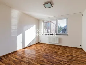 Pronájem rodinného domu, Praha - Stodůlky, Hlušičkova, 300 m2