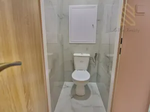 Prodej bytu 2+1, Chomutov, Holešická, 62 m2