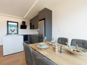 Prodej rodinného domu, Svinaře, Větrná, 156 m2
