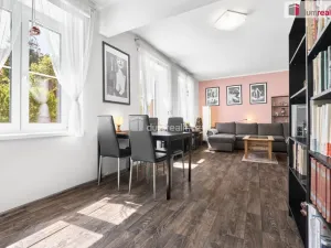 Prodej bytu 4+1, Karlovy Vary, Sládkova, 94 m2