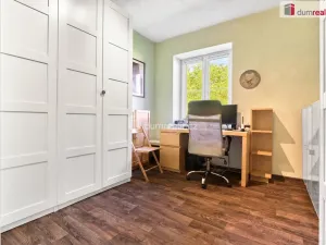Prodej bytu 4+1, Karlovy Vary, Sládkova, 94 m2