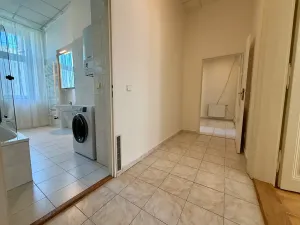 Pronájem bytu 2+1, Praha - Holešovice, Letenské náměstí, 82 m2