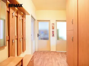 Prodej bytu 3+1, Velvary, Malovarská, 70 m2