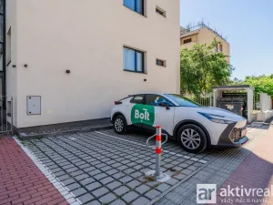 Pronájem bytu 2+kk, Praha - Libeň, Nad Rokoskou, 38 m2