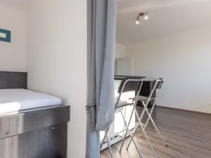 Pronájem bytu 1+kk, Praha - Kyje, Farkašova, 31 m2