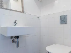 Pronájem bytu 1+kk, Praha - Kyje, Farkašova, 31 m2