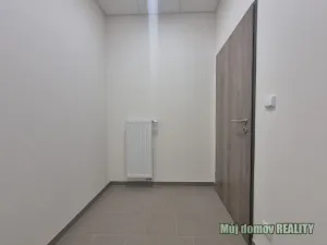 Pronájem skladu, Praha - Hostivař, 550 m2