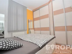 Pronájem bytu 2+kk, Praha - Libeň, Na Dědince, 40 m2