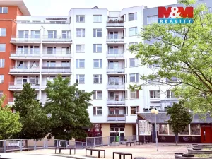 Prodej bytu 2+kk, Praha - Hlubočepy, Trnkovo náměstí, 45 m2