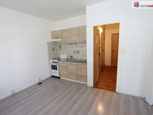 Pronájem bytu 1+1, Tachov, Jana Ziky, 42 m2