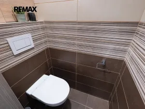 Prodej bytu 3+1, Jindřichův Hradec, sídliště Vajgar, 62 m2