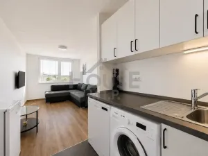 Prodej bytu 2+kk, Praha, K rovinám, 46 m2