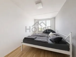 Prodej bytu 2+kk, Praha, K rovinám, 46 m2