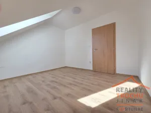 Prodej rodinného domu, Stárkov, 230 m2