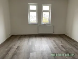 Pronájem bytu 1+kk, Praha - Vysočany, Freyova, 22 m2