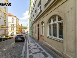 Pronájem bytu 1+kk, Praha - Žižkov, Cimburkova, 30 m2