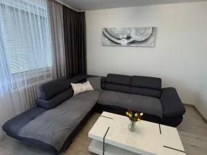 Pronájem bytu 3+1, Praha - Letňany, Tupolevova, 79 m2