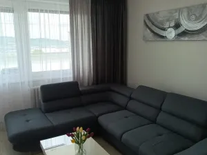 Pronájem bytu 3+1, Praha - Letňany, Tupolevova, 79 m2