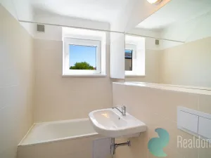 Prodej bytu 2+1, České Budějovice, Hálkova, 53 m2
