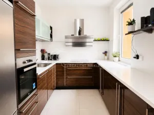Pronájem bytu 3+1, Tábor, Sofijská, 67 m2