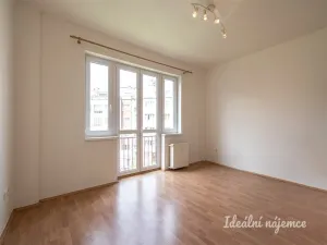 Pronájem bytu 1+kk, Praha - Střešovice, Na Hubálce, 24 m2