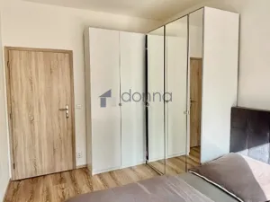 Pronájem bytu 2+kk, Praha, V Pitkovičkách, 43 m2