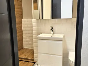 Pronájem bytu 1+kk, Praha, Kyselova, 23 m2