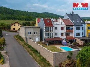 Prodej rodinného domu, Chlumec, Chlumecká, 260 m2