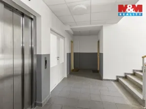 Prodej bytu 2+1, Pardubice - Zelené Předměstí, Čs. armády, 61 m2