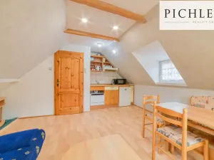 Prodej rodinného domu, Stříbrná, 341 m2