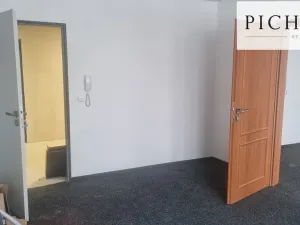 Pronájem kanceláře, Otovice, K Panelárně, 768 m2