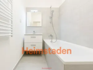 Pronájem bytu 2+1, Ostrava - Poruba, Hlavní třída, 56 m2