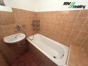 Pronájem bytu 2+kk, Lysá nad Labem, Náměstí B. Hrozného, 50 m2