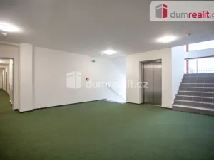 Pronájem bytu 2+kk, Sezimovo Ústí, náměstí Tomáše Bati, 52 m2